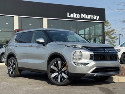 2026 Mitsubishi Outlander Base