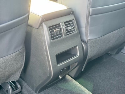 2026 Mitsubishi Outlander Base