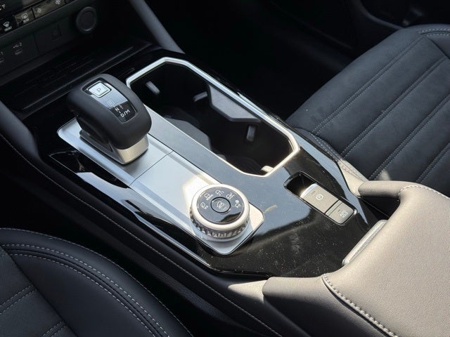 2026 Mitsubishi Outlander Base