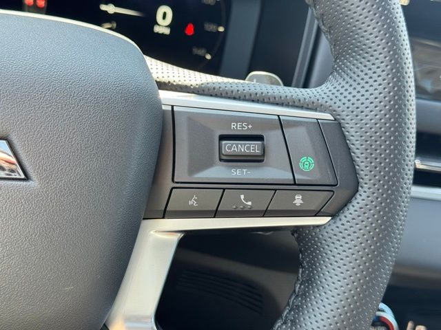 2026 Mitsubishi Outlander Base