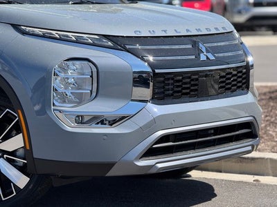 2026 Mitsubishi Outlander Base