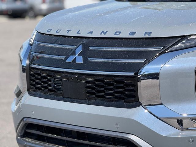 2026 Mitsubishi Outlander Base