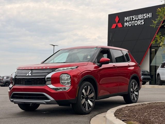 2026 Mitsubishi Outlander SE