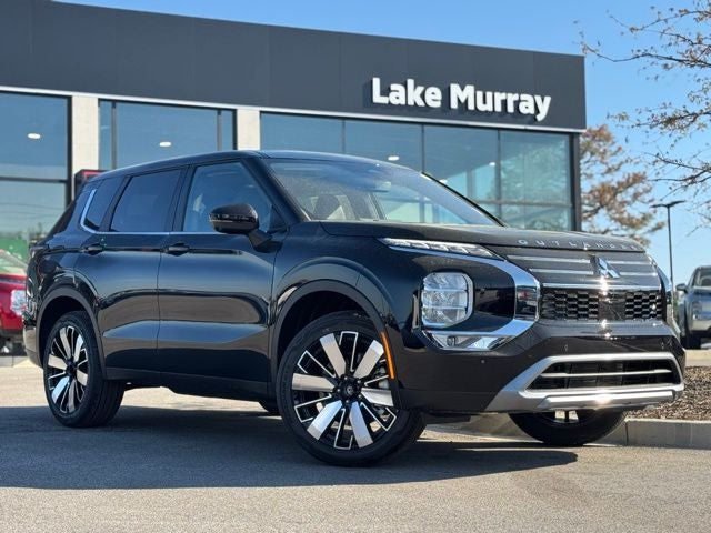 2026 Mitsubishi Outlander Base