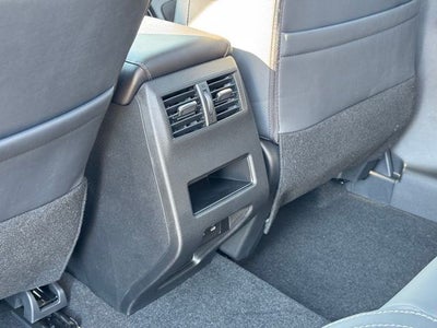 2026 Mitsubishi Outlander Base