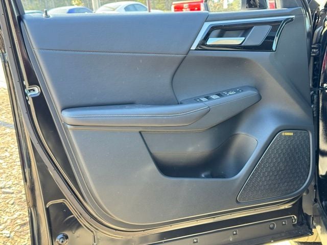 2026 Mitsubishi Outlander Base