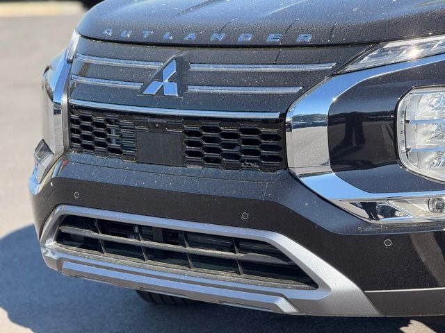 2026 Mitsubishi Outlander Base