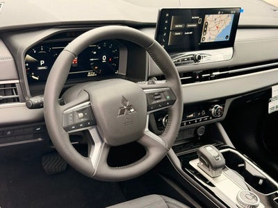 2026 Mitsubishi Outlander SE