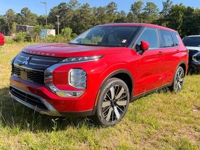 2026 Mitsubishi Outlander SE