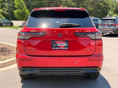 2026 Mitsubishi Outlander LE