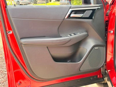 2026 Mitsubishi Outlander LE