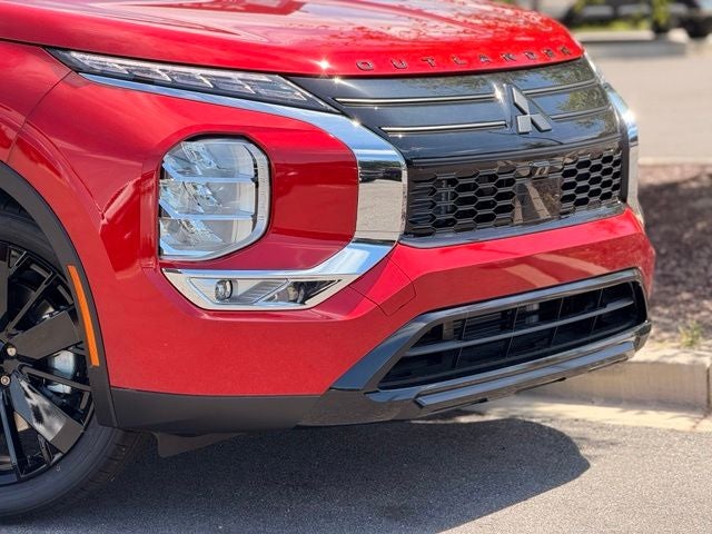 2026 Mitsubishi Outlander LE