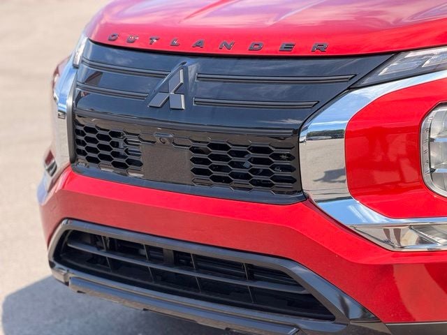 2026 Mitsubishi Outlander LE