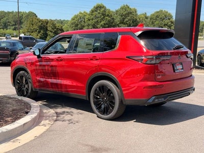2026 Mitsubishi Outlander LE