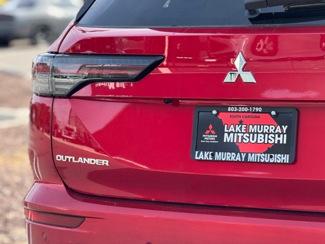 2026 Mitsubishi Outlander Base