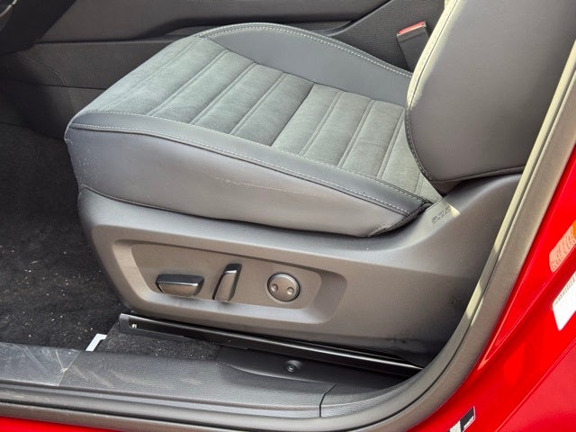 2026 Mitsubishi Outlander Base