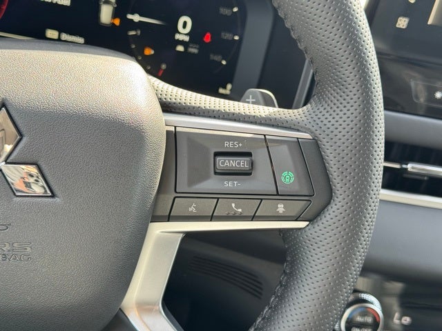 2026 Mitsubishi Outlander Base