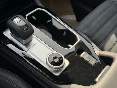 2026 Mitsubishi Outlander Base