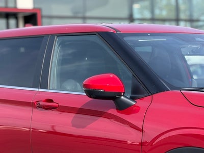 2026 Mitsubishi Outlander Base