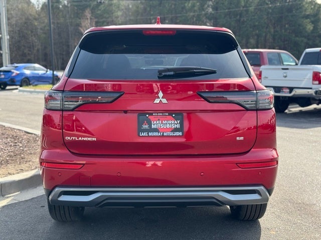 2026 Mitsubishi Outlander Base