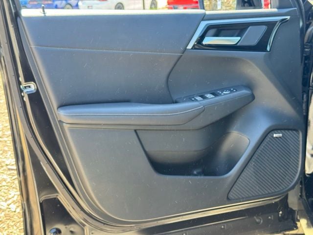 2026 Mitsubishi Outlander Base