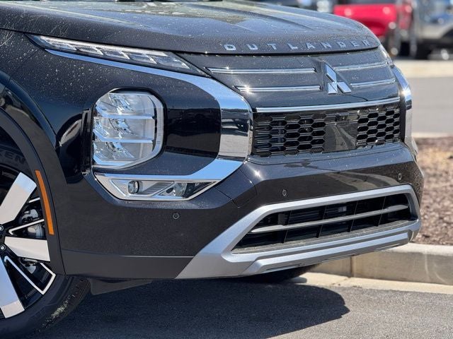 2026 Mitsubishi Outlander Base