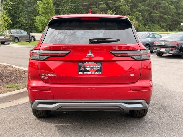 2026 Mitsubishi Outlander SE