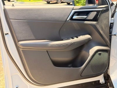 2026 Mitsubishi Outlander LE