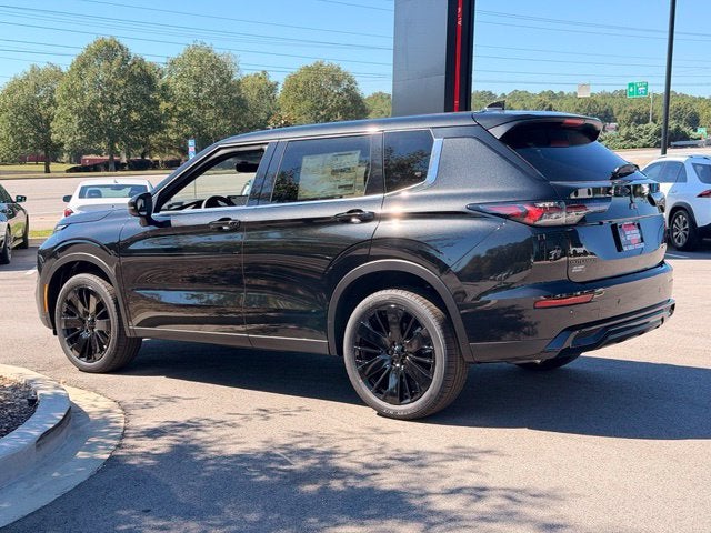 2026 Mitsubishi Outlander LE