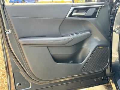 2026 Mitsubishi Outlander Base