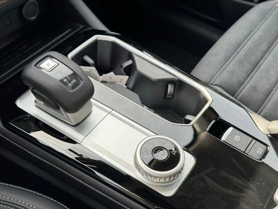 2026 Mitsubishi Outlander Base