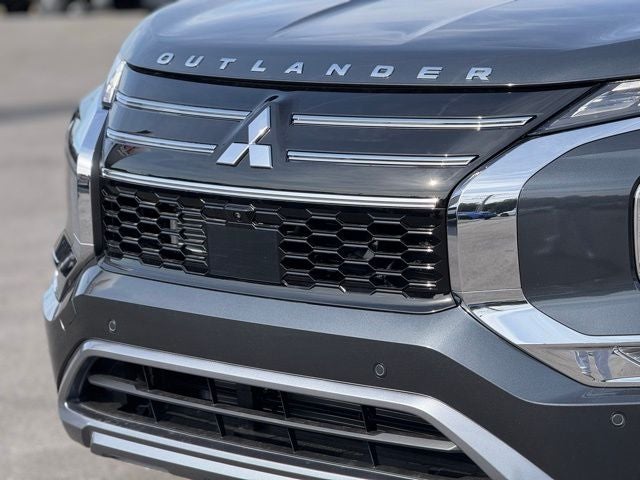 2026 Mitsubishi Outlander Base