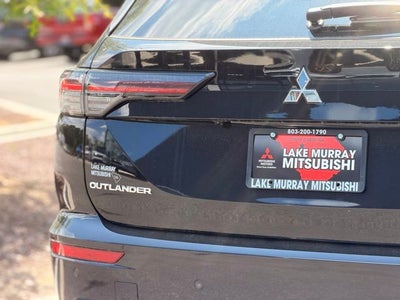 2026 Mitsubishi Outlander SE