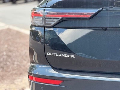 2026 Mitsubishi Outlander SE