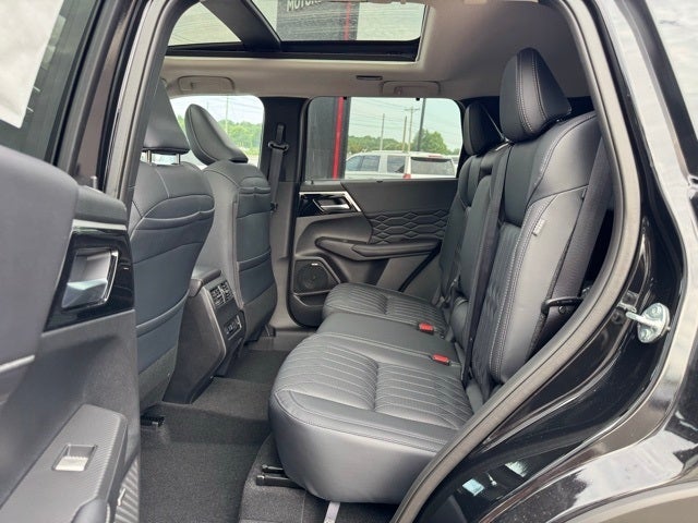 2025 Mitsubishi Outlander SEL