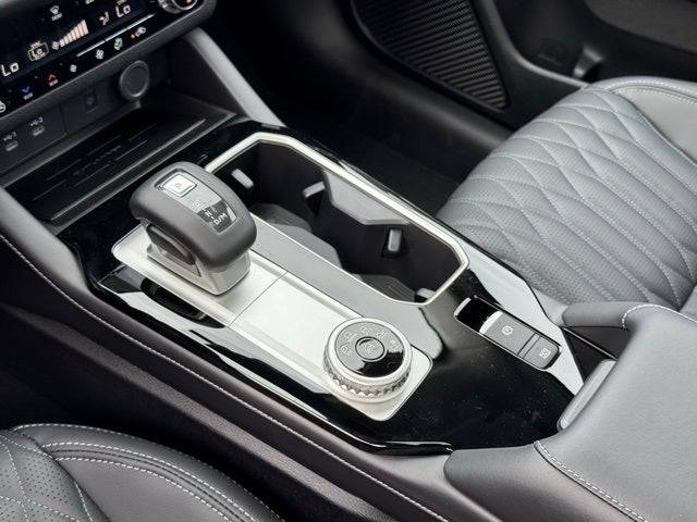 2025 Mitsubishi Outlander SEL