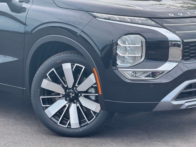 2025 Mitsubishi Outlander SEL