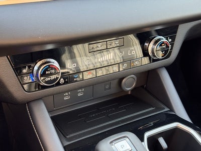 2025 Mitsubishi Outlander SEL