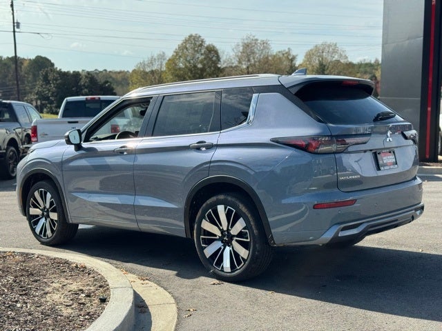 2025 Mitsubishi Outlander SEL