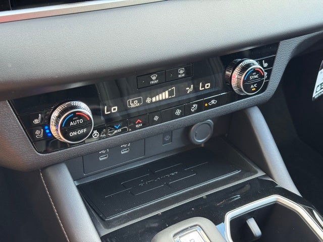 2025 Mitsubishi Outlander SEL