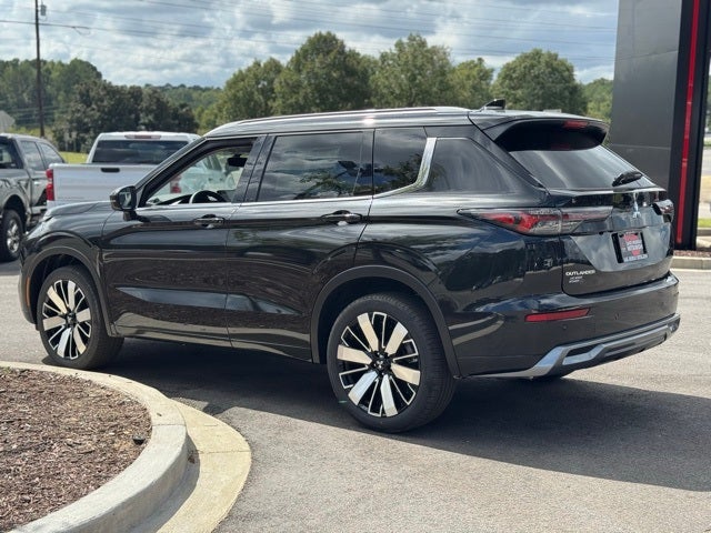 2025 Mitsubishi Outlander SEL