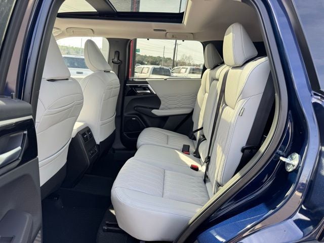 2025 Mitsubishi Outlander SEL