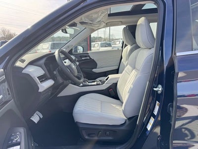 2025 Mitsubishi Outlander SEL