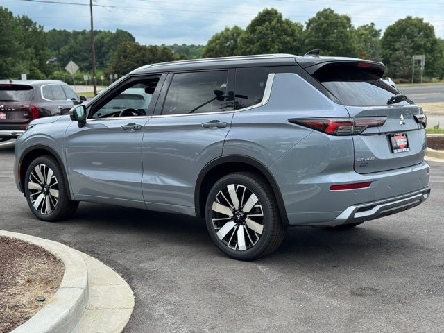 2025 Mitsubishi Outlander SEL