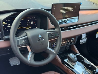 2025 Mitsubishi Outlander SEL