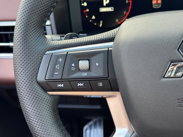 2025 Mitsubishi Outlander SEL