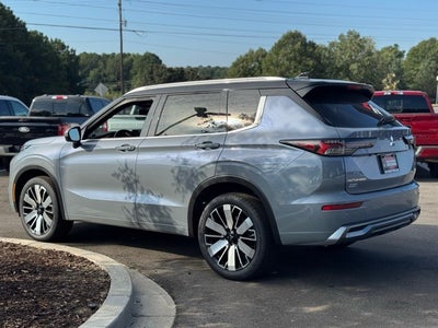 2025 Mitsubishi Outlander SEL