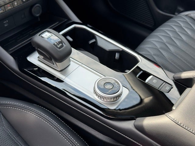 2025 Mitsubishi Outlander SEL