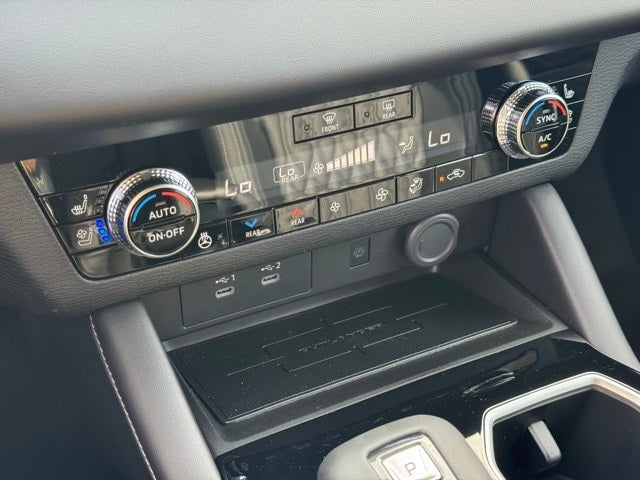 2025 Mitsubishi Outlander SEL