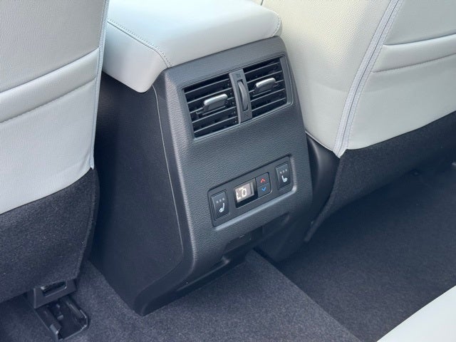 2025 Mitsubishi Outlander SEL